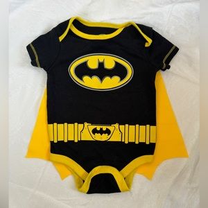 Baby Batman outfit 3/6 months detachable cape